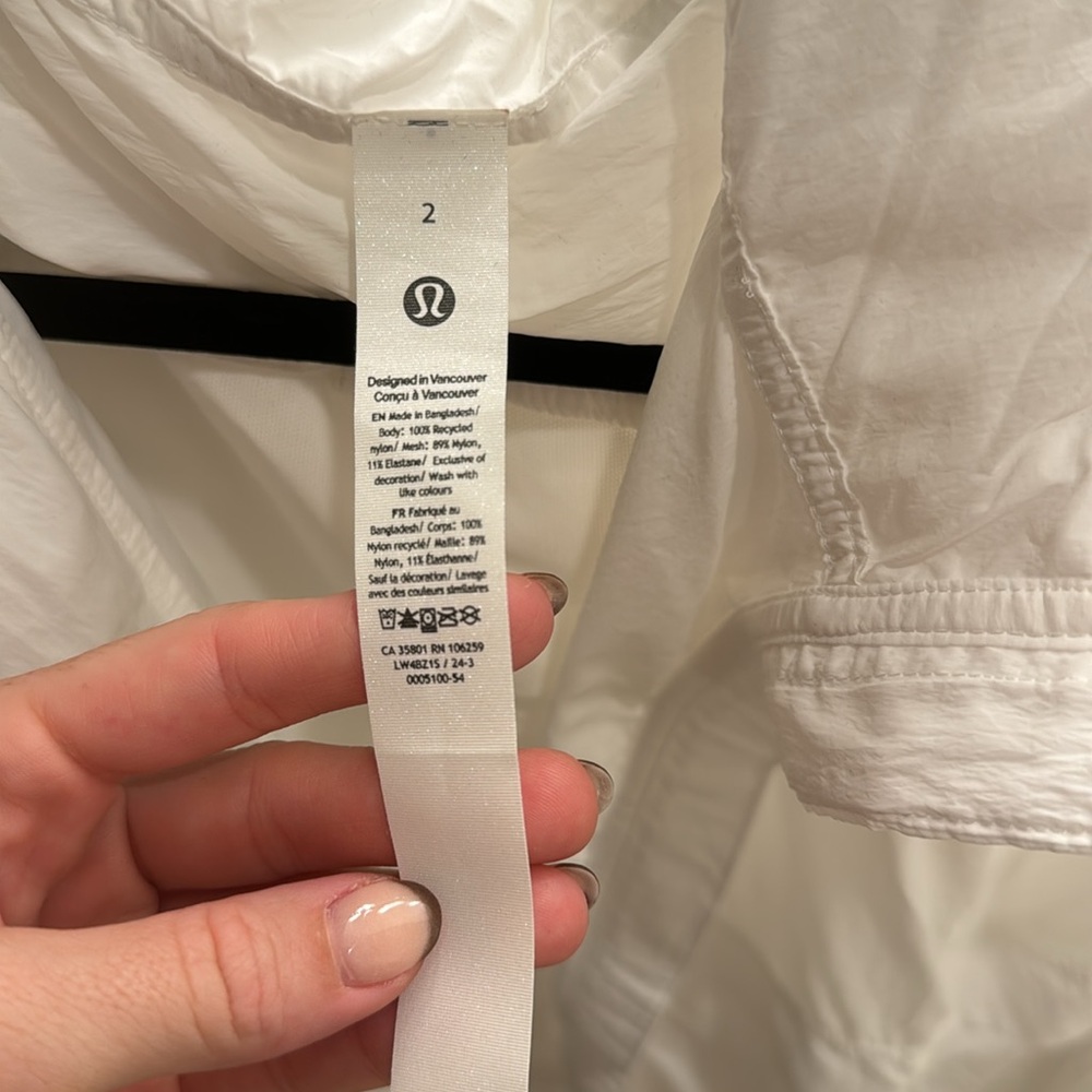 Lululemon jacket - Picture 2 of 4